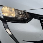 PEUGEOT 208 1.2 ESSENCE 100 CV BOITE AUTO full