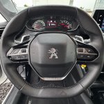 PEUGEOT 208 1.2 ESSENCE 100 CV BOITE AUTO full