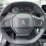 208 1.2 ESSENCE 75 BVM5 Like full