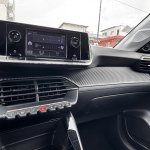 208 1.2 ESSENCE 75 BVM5 Like full