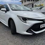 TOYOTA COROLLA TOURING 1.8 HYBRID 122 full
