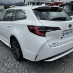 TOYOTA COROLLA TOURING 1.8 HYBRID 122 full