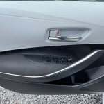 TOYOTA COROLLA TOURING 1.8 HYBRID 122 full