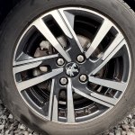 PEUGEOT 208 1.2 ESSENCE 100 CV B/AUTO full