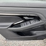 RANGE ROVER EVOQUE P300 HYBRID R-DYNAMIC full