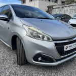 PEUGEOT 208 1.2 ESSENCE 110 CV BOITE AUTO full